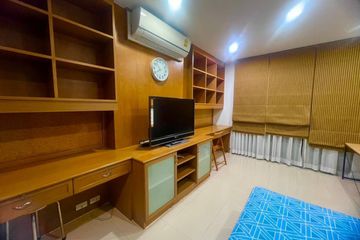 1 Bedroom Condo for rent in Silom Grand Terrace, Silom, Bangkok near MRT Silom
