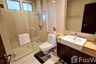 2 Bedroom Apartment for rent in Piyathip Place, Khlong Tan Nuea, Bangkok near BTS Phrom Phong
