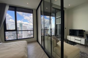 1 Bedroom Condo for rent in Bang Lamphu Lang, Bangkok near BTS Krung Thon Buri