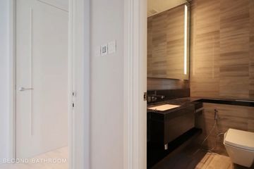 2 Bedroom Condo for rent in Thung Wat Don, Bangkok near BTS Saphan Taksin