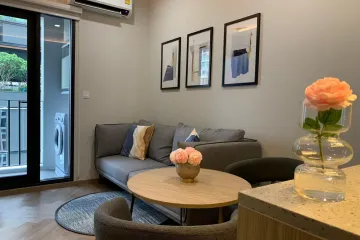 1 Bedroom Condo for rent in Maha Phruettharam, Bangkok near MRT Hua Lamphong