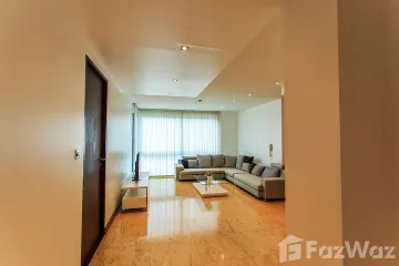 2 Bedroom Condo for rent in Khlong Toei Nuea, Bangkok near MRT Phetchaburi