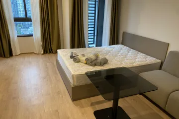 Condo for rent in Huai Khwang, Bangkok near MRT Phra Ram 9