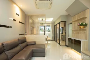 3 Bedroom Townhouse for rent in The Landmark Ekamai-Ramindra, Lat Phrao, Bangkok