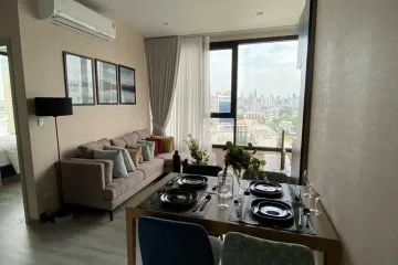 2 Bedroom Condo for rent in XT Ekkamai, Khlong Tan Nuea, Bangkok