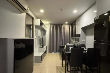 1 Bedroom Condo for rent in Khlong Toei, Bangkok near BTS Asoke