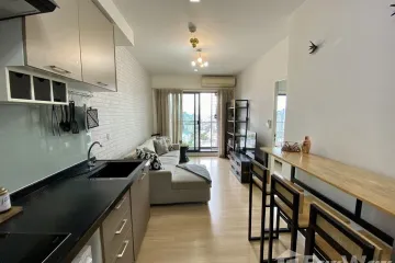 1 Bedroom Condo for rent in Thung Maha Mek, Bangkok near MRT Lumpini