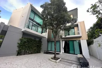 4 Bedroom House for rent in Saphan Sung, Bangkok