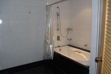 2 Bedroom Condo for rent in Khlong Toei Nuea, Bangkok near Airport Rail Link Makkasan