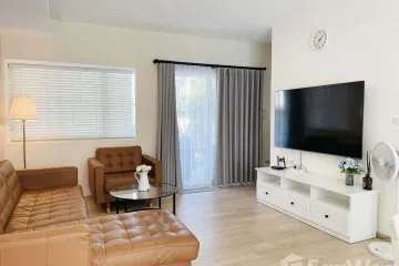 3 Bedroom Townhouse for rent in Dokmai, Bangkok