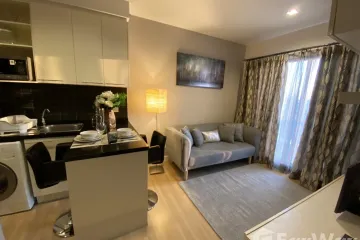 1 Bedroom Condo for rent in Thung Maha Mek, Bangkok near MRT Lumpini