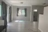 3 Bedroom House for rent in Warapirom Watcharaphol, O Ngoen, Bangkok