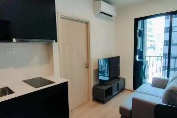 1 Bedroom Condo for rent in Huai Khwang, Bangkok near MRT Phra Ram 9