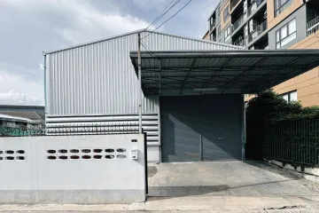 House for rent in Sam Sen Nok, Bangkok