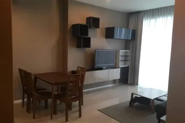 2 Bedroom Condo for rent in Wat Phraya Krai, Bangkok