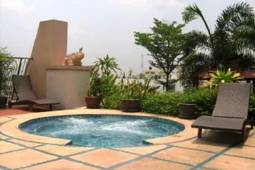 1 Bedroom Condo for rent in Phra Khanong Nuea, Bangkok near BTS Phra Khanong