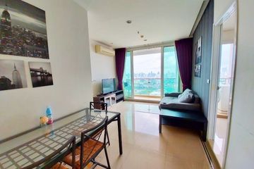 2 Bedroom Condo for rent in Huai Khwang, Bangkok