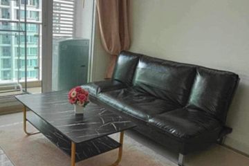 1 Bedroom Condo for rent in Huai Khwang, Bangkok