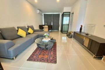 3 Bedroom House for rent in Hua Mak, Bangkok