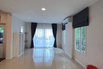 3 Bedroom House for rent in Hua Mak, Bangkok