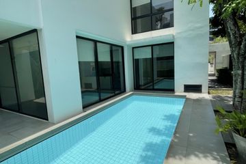4 Bedroom House for rent in Khlong Tan Nuea, Bangkok