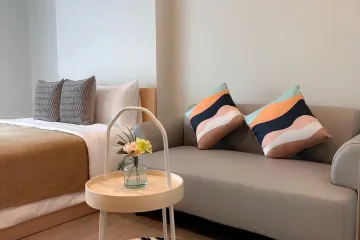 1 Bedroom Condo for rent in Talat Phlu, Bangkok near BTS Talat Phlu