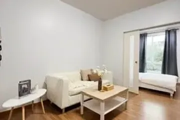 1 Bedroom Condo for rent in Sam Sen Nok, Bangkok
