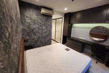 2 Bedroom Condo for rent in Bang Khlo, Bangkok