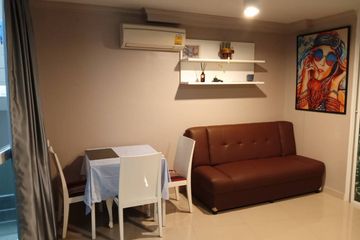 1 Bedroom Condo for rent in Sam Sen Nok, Bangkok near MRT Sutthisan