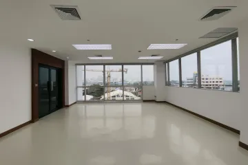 Office for rent in Chong Nonsi, Bangkok