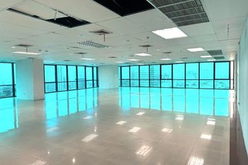 Office for rent in Huai Khwang, Bangkok near MRT Sutthisan