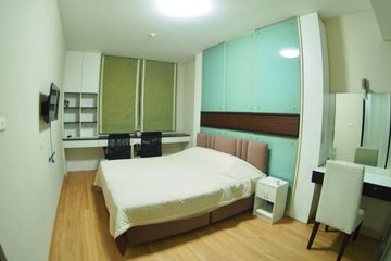 1 Bedroom Condo for rent in Khlong Toei Nuea, Bangkok near MRT Phetchaburi