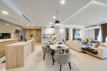 3 Bedroom Condo for rent in Khlong Toei Nuea, Bangkok near MRT Sukhumvit