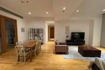 3 Bedroom Condo for rent in Khlong Toei, Bangkok near BTS Phrom Phong