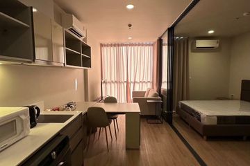 1 Bedroom Condo for rent in Thung Maha Mek, Bangkok