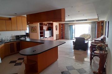 2 Bedroom Condo for rent in Thung Maha Mek, Bangkok near MRT Lumpini