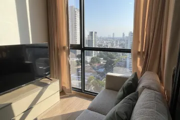 1 Bedroom Condo for rent in Thung Maha Mek, Bangkok