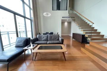 3 Bedroom Condo for rent in Khlong Tan, Bangkok near MRT Queen Sirikit National Convention Centre