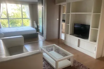 1 Bedroom Condo for rent in Phra Khanong Nuea, Bangkok near BTS Ekkamai