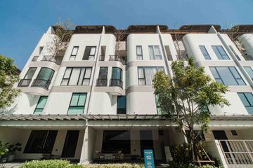3 Bedroom Townhouse for sale in Bang Khlo, Bangkok