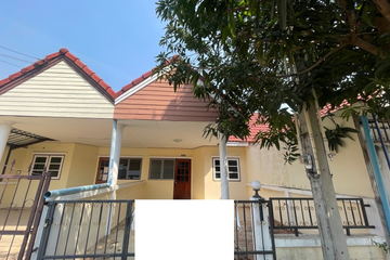 2 Bedroom Townhouse for sale in Noen Phra, Rayong
