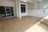 2 Bedroom Townhouse for sale in Nong Prue, Chonburi
