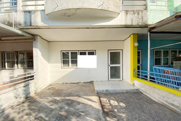 3 Bedroom Townhouse for sale in Taphong, Rayong