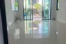 3 Bedroom Townhouse for sale in Baan Klang Muang Nawamin 42, Khlong Kum, Bangkok