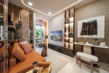 1 Bedroom Condo for sale in Bang Lamphu Lang, Bangkok near BTS Krung Thon Buri