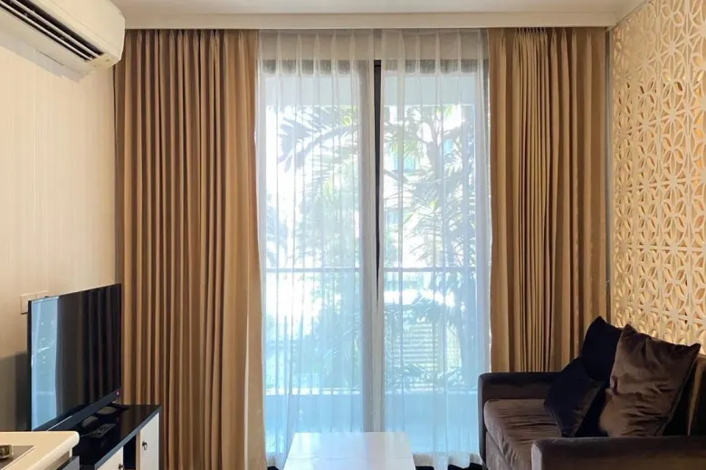 1 Bedroom Condo For Rent