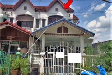 3 Bedroom Townhouse for sale in Si Kan, Bangkok