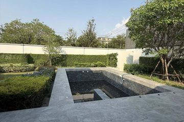 5 Bedroom House for rent in Hua Mak, Bangkok near MRT Yaek Lam Sali