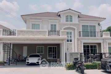 3 Bedroom House for sale in Khlong Kum, Bangkok