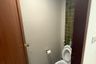 2 Bedroom Commercial for rent in Chakkrawat, Bangkok near MRT Wat Mangkon